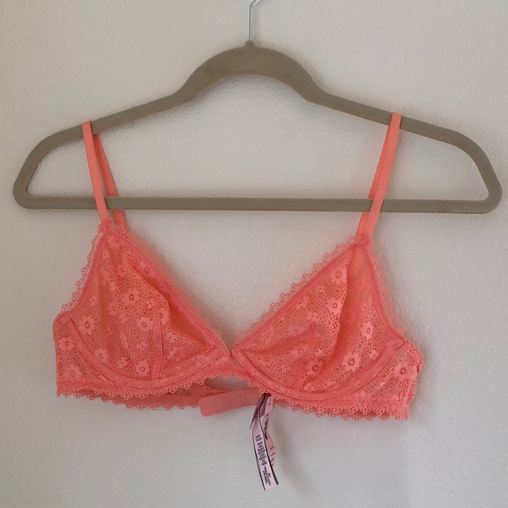 Brand New VS Coral Lace Bralette